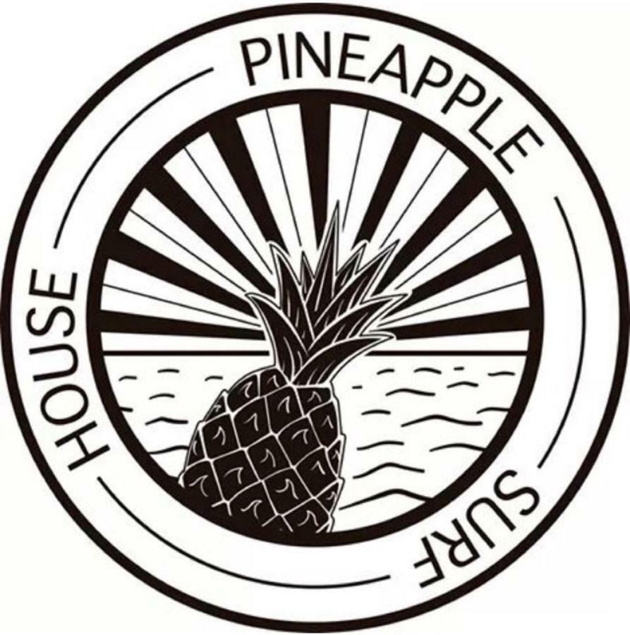 Pineapple Surf House Hostel Peniche Exterior photo